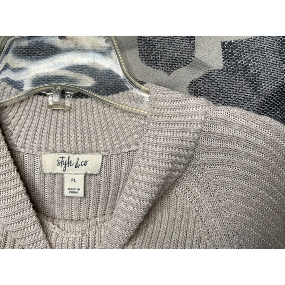 VINTAGE TURTLENECK